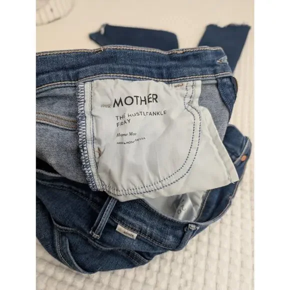 mother the hustler ankle frayed jeans in home movies - flawed - Picture 8 of 16